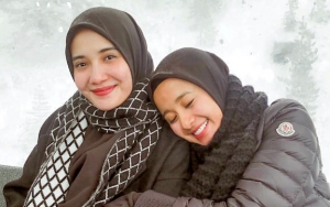 Irwansyah Sebut Zaskia Sungkar Terlalu Kangen Dengan Laudya Cynthia Bella, Pose Bareng Bikin Gemas
