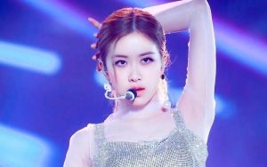 Tak Kalah dari Adiknya, Netter Kagumi Kecantikan Kakak Rose Black Pink