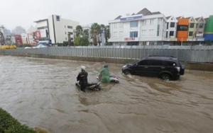 Luapan Kali Ciliwung Rendam 9 Kelurahan di Jaksel dan Jaktim, Ketinggian Air Capai 1,7 Meter