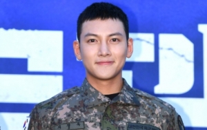 Foto-Foto Ji Chang Wook Selesai Wamil Diserbu Ucapan Selamat
