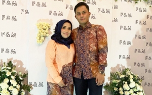 Suami Brondong Muzdalifah Pamer Foto Nikah Perdana, Ibu Cemberut dan Sosok 'Hotman Paris' Disorot