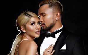  Roy Adik Melaney Ricardo Resmi Lamar Sang Kekasih, Konde 'Melorot' Jadi Sorotan