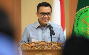 Menpora Imam Nahrawi Akui Berangkat Umrah Pakai Duit Kementerian 