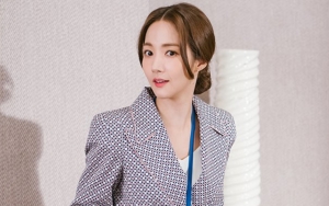 Park Min Young Pamer Truk Kopi dari Fans, Wajah Super Imut Dipuji Bak Malaikat