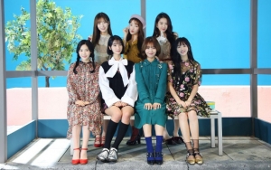 Oh My Girl Jadi Balerina Cantik Dalam Foto Teaser Comeback 'The Fifth Season'