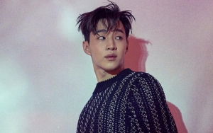Henry Main Piano Dan Minta Fans Tebak Judul Lagu Barunya Dalam Video Teaser Comeback
