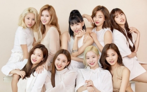Twice Riang Rayakan Kemenangan Pertama 'Fancy', Fans Malah Salah Fokus Ke Sana