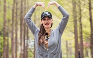  Menggila Di Korea, Luna Maya Nekat Debus 'Bakar' Tangan Sendiri