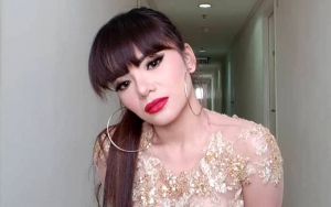 Dinar Candy Umbar Belahan Dada Tak Lama Usai Ngaku Mau Tobat