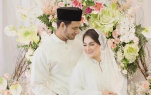 Irish Bella Cantik Berhijab Bak Bidadari Surga, Tubuh Gemukan Hamil Calon Anak Ammar Zoni?
