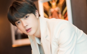 Video 4 Detik Ini Viral Berkat Ketampanan Jin BTS, Fans: Wajahnya Bikin Silau