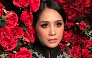 Nagita Bikin Syok Pakai Baju 'Kresek' dan Gaun 'Serbet', Fans Salfok Perut Berisi Curiga Hamil