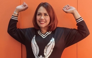 Ely Sugigi Akui Ogah Pacaran Meski Makin Mesra Dengan Gandengan Baru, Netter: Maunya Apa?