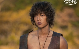 Song Joong Ki Akui Merasa Rakus Ingin Bintangi 'Arthdal Chronicles'