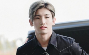 Changmin TVXQ Tampil Keren Saat Berangkat ke Amerika, Netter Bandingkan dengan Park Yoochun