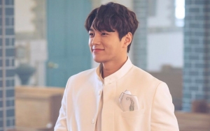 L Infinite Bikin Fans Gemas Saat Tampil Super Imut di Foto Adegan Baru 'Dan, Only Love'
