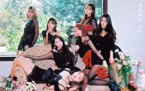 Oh My Girl Lakukan Kesalahan Saat Tampil di 'M Countdown', Fans Malah Puji Imut