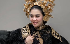 Syahrini Hak Patenkan Brand 'SYR' dan 'Ancam' Peniru, Malah Disindir Plagiat Logo Merek Lain
