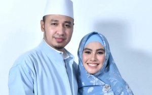 Suami Kartika Putri Tampan Bercelana Ketat, Sweatshirt Habib Seharga Motor Bikin Sobat Miskin Mewek 