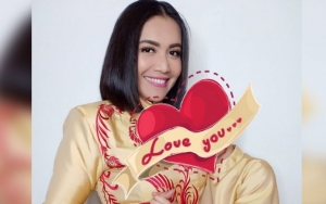 Denada Pamer Lagu Untuk Sang Putri Yang Sedang Sakit Leukimia, Suara Shakira Berdoa Bikin Sedih
