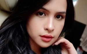  Maudy Ayunda 'Paksa' Followers Untuk Membaca Buku Favoritnya Ini