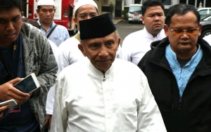 Amien Rais Pamer Buku 'Jokowi People Power' Saat Diperiksa Polisi, TKN Sindir Caper di Depan Media