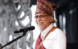 Iwan Fals 'Tampar' Haters Remehkan Polisi, Ini Pesan Buat Jokowi-Prabowo Soal Kerusuhan 22 Mei