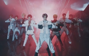 NCT 127 Rilis MV 'Superhuman', Visual Hingga Baju Transparan Curi Perhatian