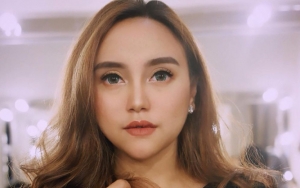 Mantap Lepas Hijab, Foto Pemotretan Salmafina Sunan Dipuji Cantik Bak Barbie Hidup