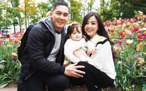  Baru Genap 1 Tahun, Lucunya Anak Franda dan Samuel Zylgwyn Sudah Sadar Kamera