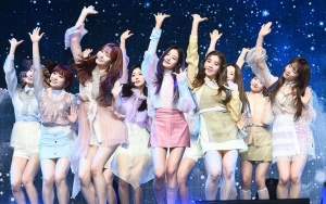 IZ*ONE Tampil Cantik Dan Elegan Di Teaser MV Comeback Jepang 'Bueno Aires'