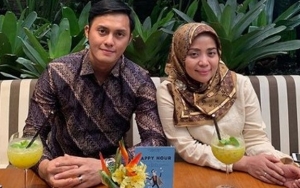  Foto Bareng Suami, Muzdalifah Disindir Bak Foto Bersama Anak