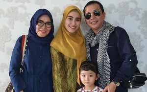 Wajah Ortu Ayu Ting Ting Usai ke Klinik Kecantikan Bikin Pangling, Umi Kalsum Dipuji Makin Langsing