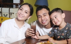 Nagita Slavina-Rafathar Beri Kejutan Untuk Raffi Ahmad, Aksi Ciuman Berkali-Kali Sukses Bikin Baper