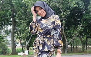  Sudah Berhijab, Olla Ramlan Sempat Takut Suami Lirik Cewek Seksi-Bakal Bagikan Baju Lama Ke Ponakan