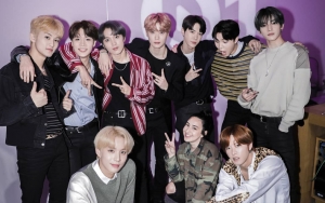 NCT 127 Nonton MV 'Superhuman', Mark dan Johnny Histeris Lihat Adegan 'Mesra' Mereka
