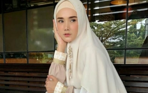 Mulan Jameela Bak Ustazah Bahas Setan Ganggu Sholat, Netter Sindir Jahati Maia Walau Diberi Rumah