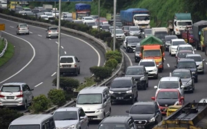 Tempuh Perjalanan Berjam-Jam? Ini 8 Tips yang dapat Dilakukan Agar Tetap Sehat Selama Mudik