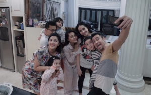 Keluarga Raffi Ahmad dan Anang Hermansyah Sahur Bareng, Rafathar Bakal Dijodohkan dengan Arsy?