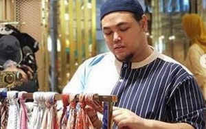 Netter Tanyakan Harga Busana Rancangan Ivan Gunawan