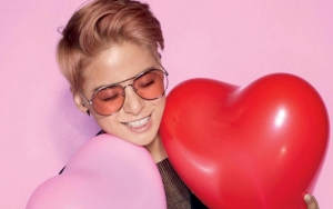 Amber f(x) Kenakan Kolor Batik Bikin Fans Indonesia Heboh 