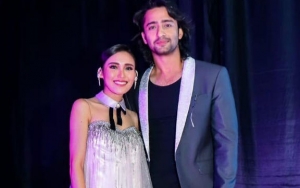 Ayu Ting Ting Bagikan Kemeriahan Pesta Ultah Sang Ayah, Ucapan Shaheer Sheikh Disorot