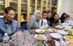 Sandiaga Uno Sekeluarga Ucapkan Selamat Lebaran dari Amerika, Kecantikan Putrinya Curi Perhatian