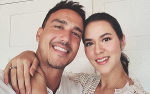 Raisa Didoakan Berjilbab Gara-Gara Tulisan Hamish Daud Ini
