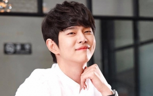 Yoon Kyun Sang Dikabarkan Pacari Mahasiswi 7 Tahun Lebih Muda, Pacar Sengaja Bongkar Demi Pamer?