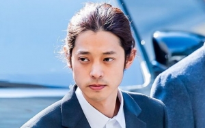 Polisi Tangkap 7 Netizen yang Fitnah Sejumlah Seleb Wanita Jadi Korban Jung Joon Young