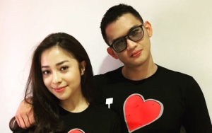 Rezky Aditya Diramal Batal Nikah Karena 'Dikhianati', Nikita Willy Nyandar Mesra Bak Pacar Idaman