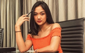  Gaya Marion Jola Jajan Ciki Pakai Baju Mini Disorot, Noda Hitam Di Kaki Bikin Salfok