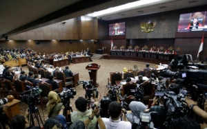 Sidang MK Diwarnai Debat Panas Luhut Vs BW, Singgung Senioritas Hingga Permainkan Nyawa Orang