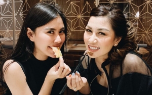 Syahnaz Sadiqah Ngaku Kaki Robek Akibat Jadi Korban Pertengkaran Rumah Tangga Nisya Ahmad